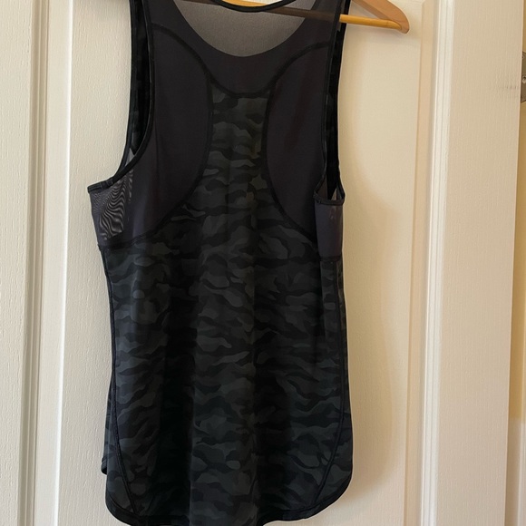 Lululemon Goal Crusher Tank black camo - Picture 2 of 2